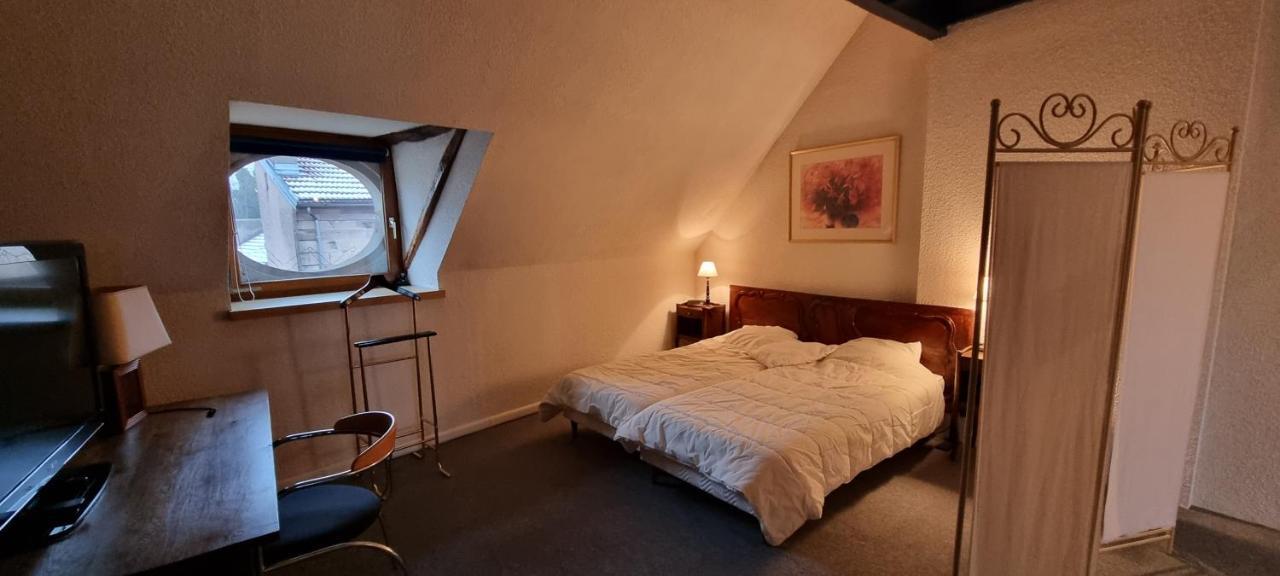 Hebergement-Luxeuil-Les-Bains Eksteriør billede